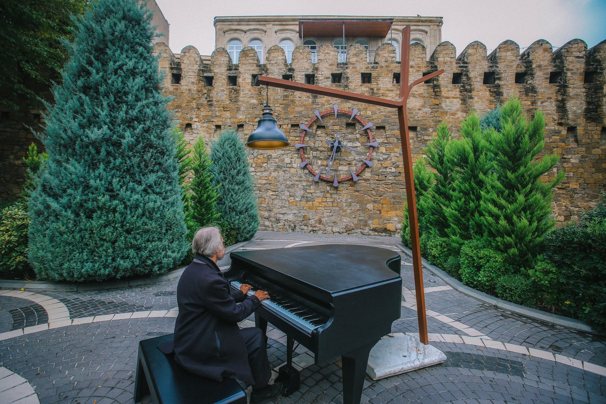 Sightseeing in Baku! 🗺️