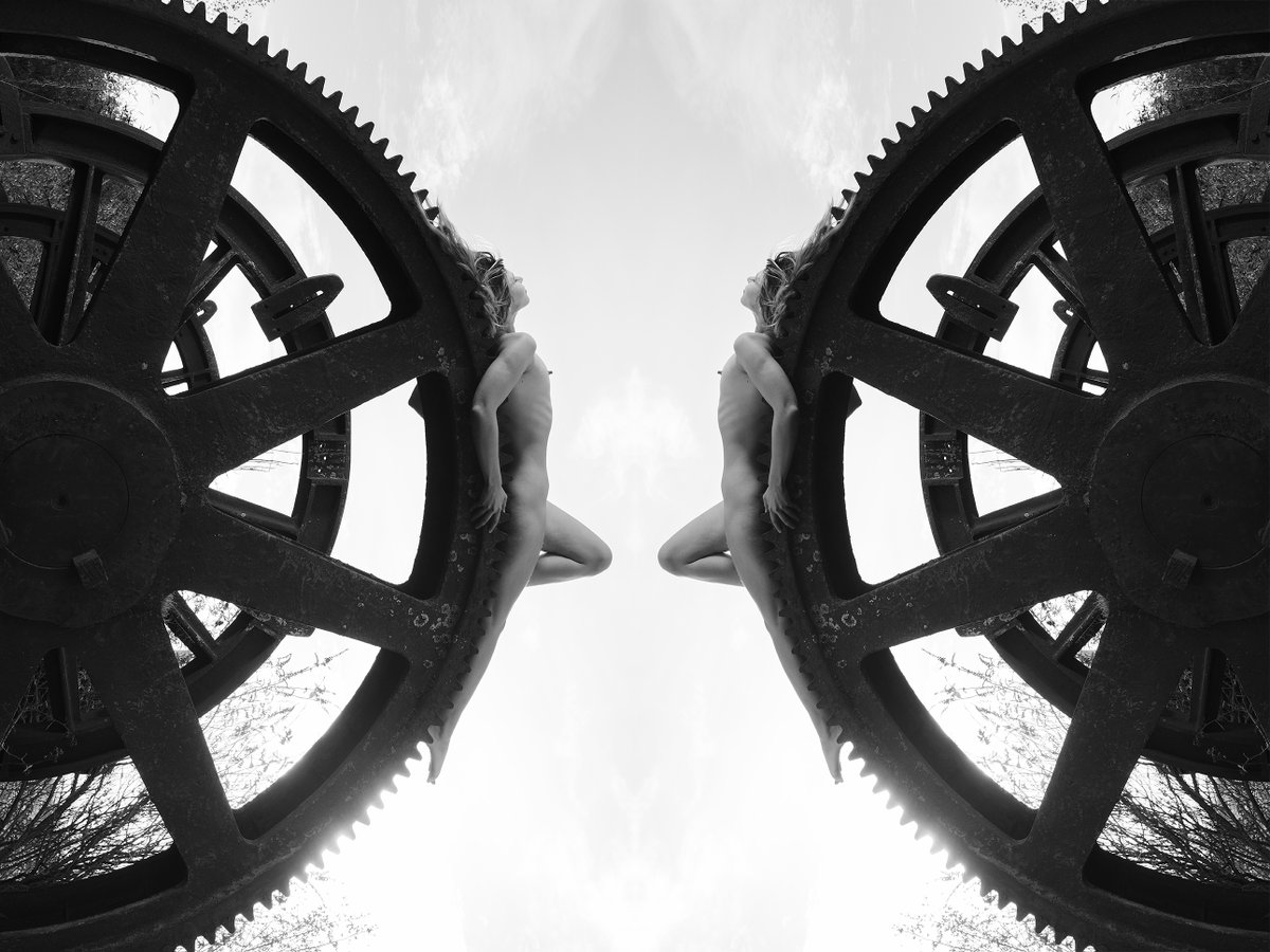 According to my spam folder, I made about 3 to 4 ETH in sales this week.