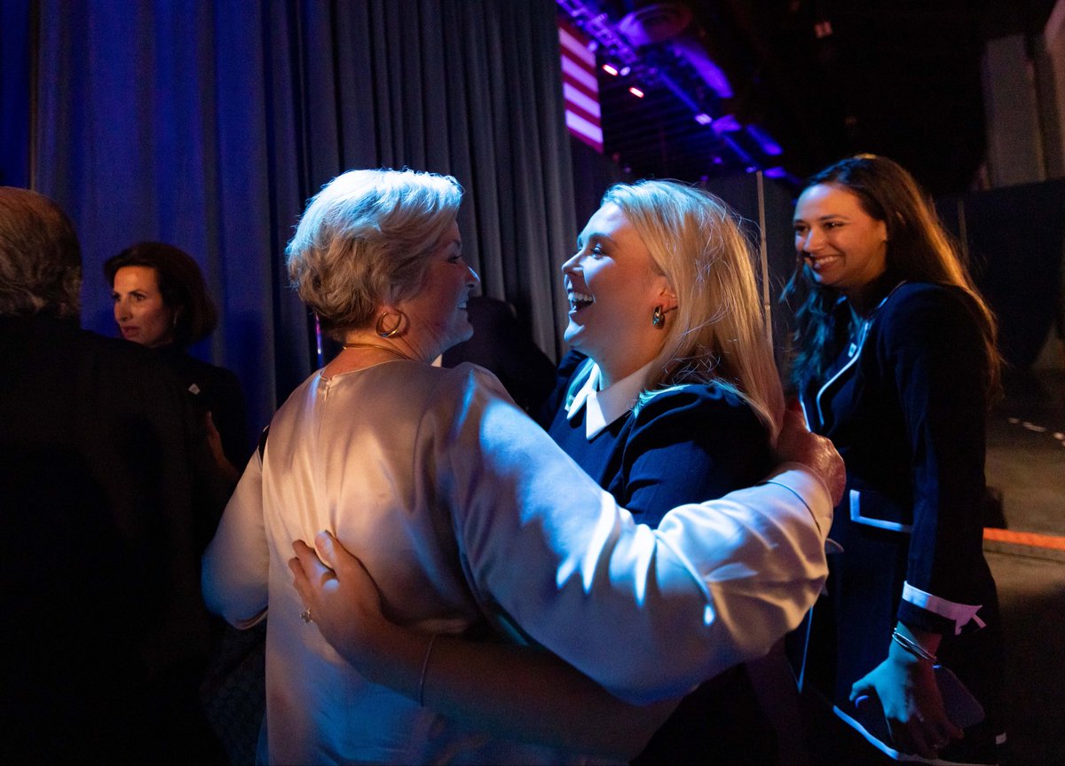 karolineleavitt's tweet image. One year ago. 🇺🇸