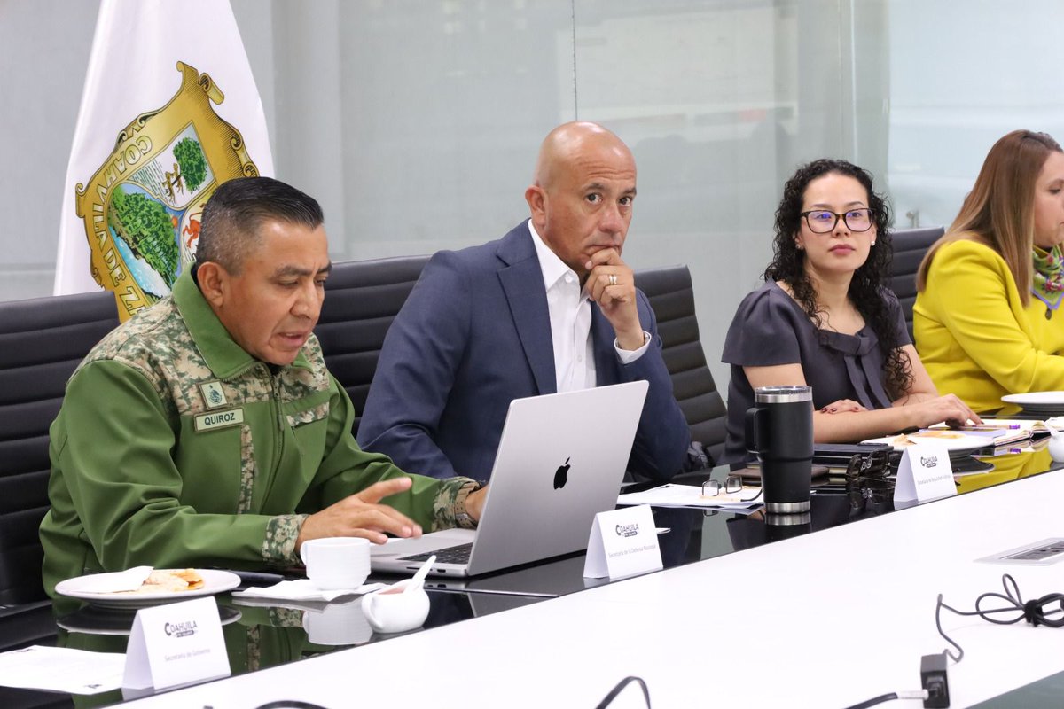 Con compromiso mantenemos la estrategia de mantener un Coahuila Seguro. 
#CoahuilaPaDelante
#APasosDeGigante