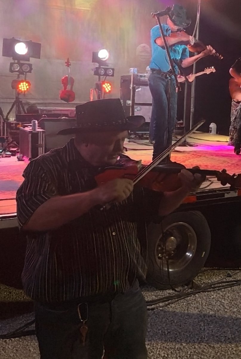 Mattjess98's tweet photo. Fiddle fans! Me with Rushville's legend, Orville Carpenter!
Town icon: guitar wizard, parade bike rider, mud-sling champ. Now his fiddle is mine— huge thanks to Debbie Hester! Someday in a Rushville museum under glass for millions to admire. #Fiddle #Love https://t.co/sKC7SMaBnt