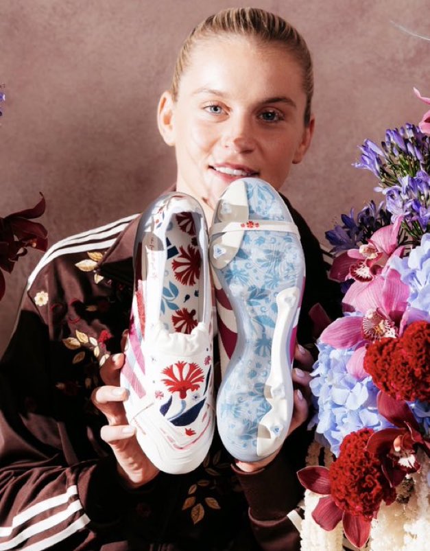 snkr_twitr's tweet photo. AD: Diana Al Shammari x adidas Predator Elite 'The Football Gal' Cleats

DSG  https://t.co/JX0nStVSIm
Soccer https://t.co/fkULvyHAv0
World Soccer https://t.co/7cJteC4xVr https://t.co/AJk9Q1JUj7