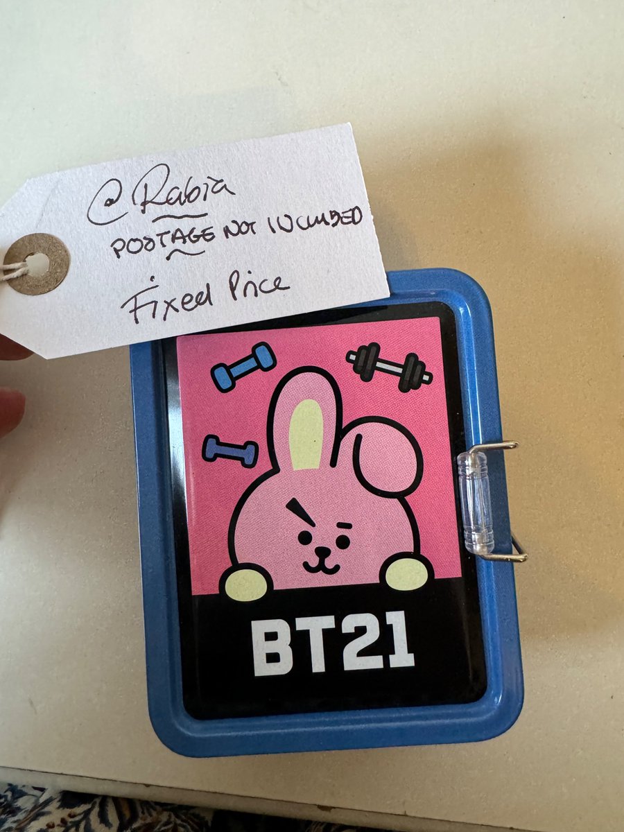 Riseof_JIN's tweet photo. More bts merch, prices for albums will be £25-30 depending on the album pls DM me. All original pre-order extras/PCs will be included. I have multiple albums so lmk whichever you’re interested in. I’ll also be willing to lower prices for some items but no more than 20 for albums https://t.co/MAQrnuhp8a