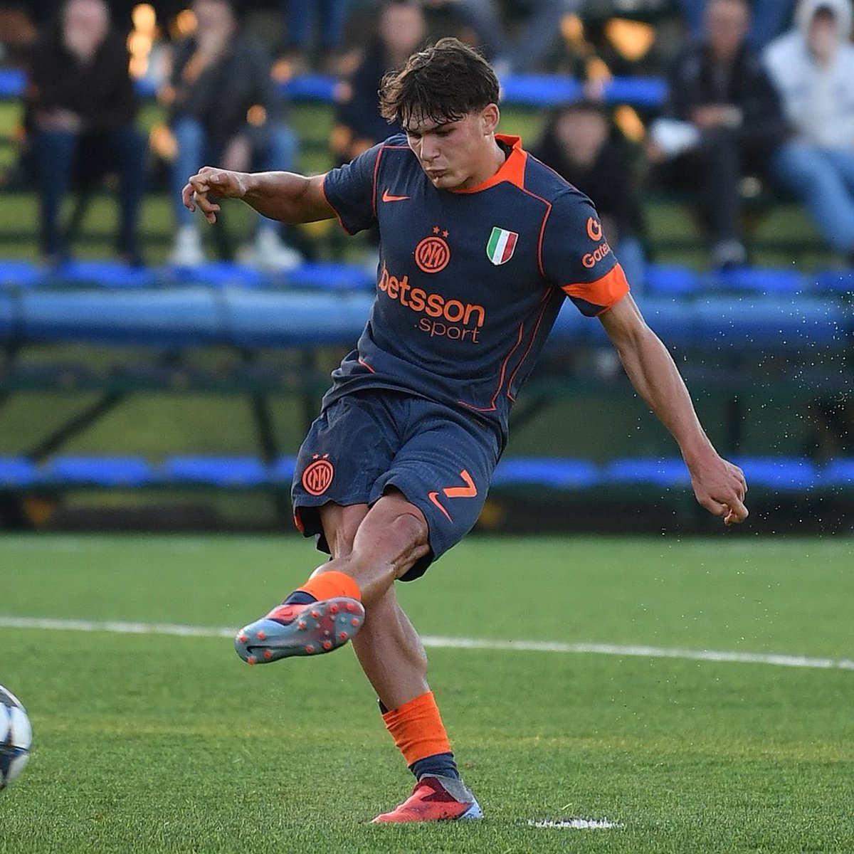 Inter Xtra tweet media