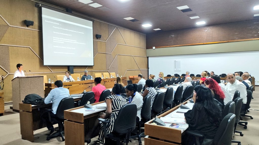 KAINOSSA's tweet photo. #Hoy exponemos las buenas prácticas y experiencias de @KAINOSSA  en la gestión de la ciencia y la innovación de la @universidad_uci en el Panel sobre estructuras dinamizadoras. La vicepresidenta Irina Brito presenta también la cartera de servicios y oportunidades. #Ibergecyt2025 https://t.co/5LTpzg6Jrm
