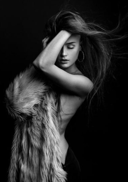 The #Amatory Erotic Prose/Poem prompt Combo👍 

05Nov
Absorbing the moon
Conversations run deep 
Wrapped in warmth 
📷Martin Krystynek

Tag  <a href="/Amatoryq/">Amatory~</a> &amp; #Amatory for RT 

DON'T TAG
<a href="/PromptList/">PromptList</a> <a href="/The_Scribblings/">The Scribblings</a> <a href="/vssWritingRT/">vssWritingRT ♻️</a> <a href="/CBEverettAuthor/">C.B. Everett (Courtney)</a>

 #writingprompt #WritingCommunity