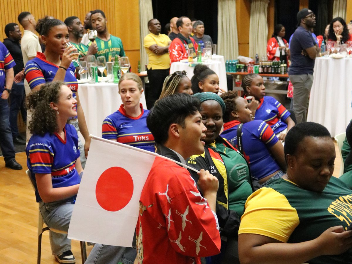 <a href="/nkositherugbyG/">nkositherugbyguy</a> The bonds of friendship between SA and Japan were further strengthened by shared passion as we cheered together.
#JapanSArugby #SAvsJapan