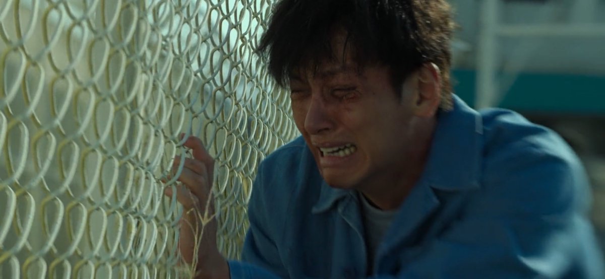 اتهموه بجرىِمة اغىَصاب وتشوىِه جتْة
حبسوه مؤبد
تركته حبيبته
قنْلوا اخوه
ضربوه واعتدوا عليه
حاول يننْحر ٣ مرات

- بعد ما تخلص الدراما أحتاااااج جلسات علاج نفسي .