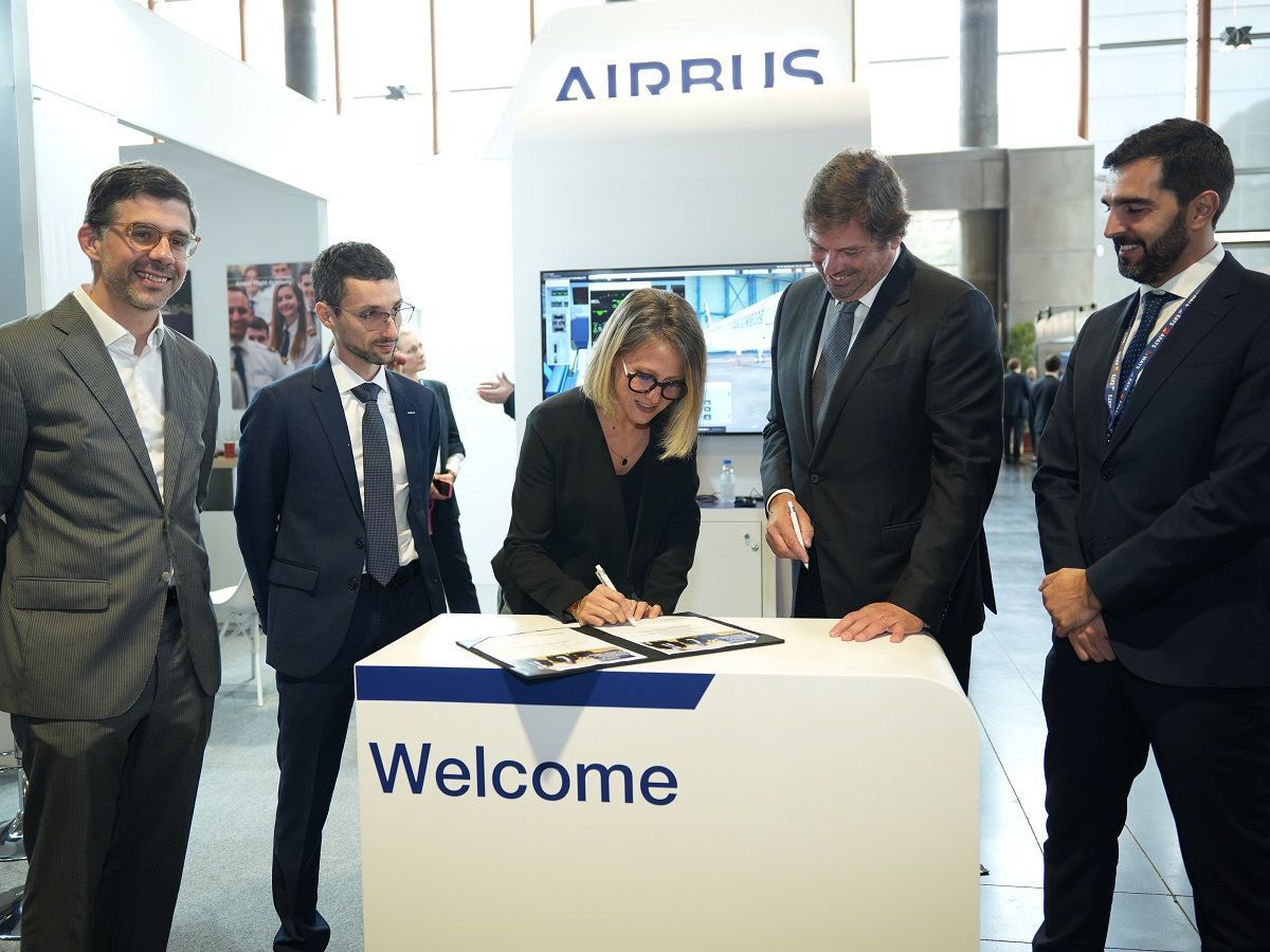 Airbus Flight Academy has entered into a partnership agreement with Sevenair Academy during the ongoing EATS event, positioning Portugal as a key training hub and expanding Airbus’s ab initio footprint in Europe. 

buff.ly/gKKYqnu