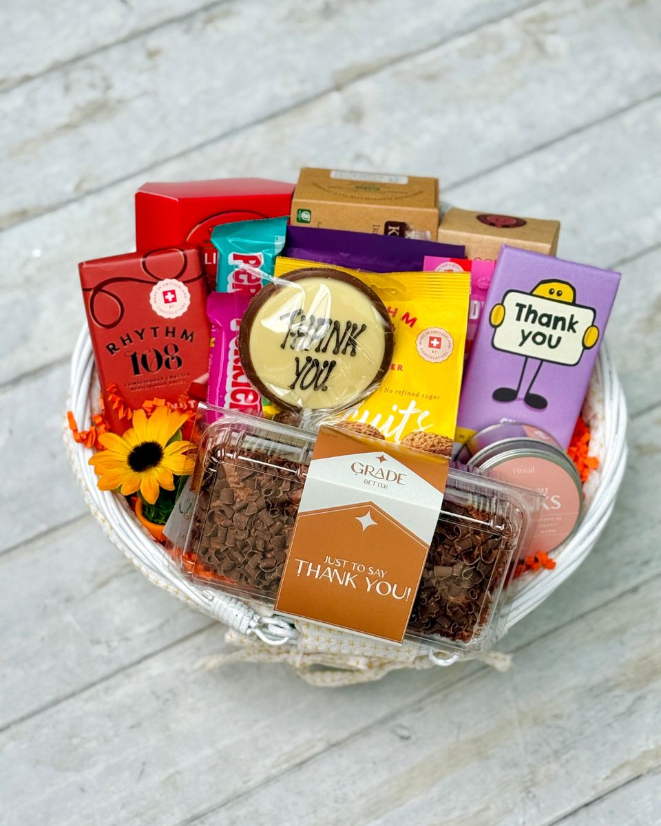 BasketsGalore's tweet image. Today&apos;s Gift Basket Of The Day is the &apos;&apos;Ideal Thank You Gift&quot; 🎁🧡

ow.ly/1pNc50Xmqw1

Follow &amp;amp; RT to enter #prize draw to #win a Gift Basket. 

More info via our blog. 

#dailydispatch #gifts #competition #giftbasketsrule #thankyougifts