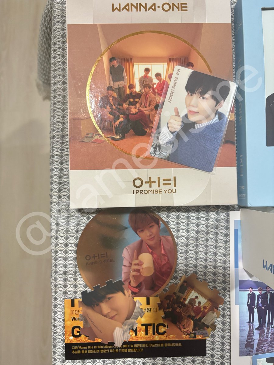 eamesisme's tweet photo. โละเคลียร์บ้าน อัลบั้ม #wannaone เหมา4บั้ม 320 รวมส่ง แยกบั้มละ 130 รส. ได้ของบั้มตามภาพค่ะ ส่วนใหญ่เป็นพี่ซองอุนนะ พต.ได้ค่ะ
#ตลาดนัดWANNAONE #ตลาดนัดวอนนาวัน #ตลาดนัดวนว #ตลาดนัดวนบ #ปล่อยของสะสม
#eames_stuff https://t.co/grYifAvawN