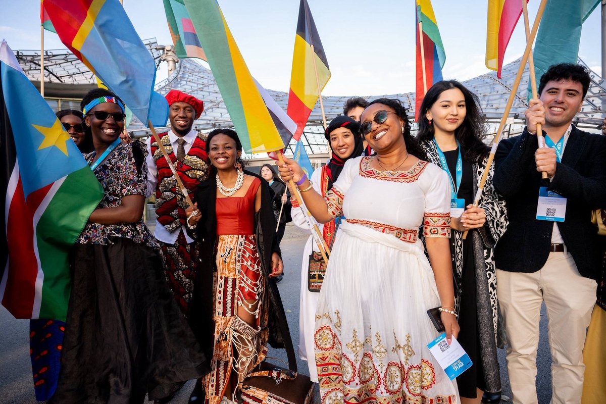 Demi Murning uy qurilishi pornosi