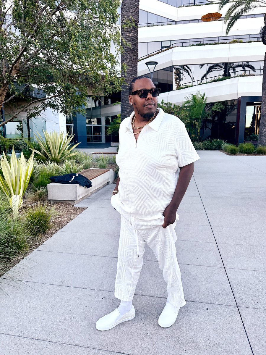 YoungInvent's tweet image. Haven't posted a picture in forever... here's a update