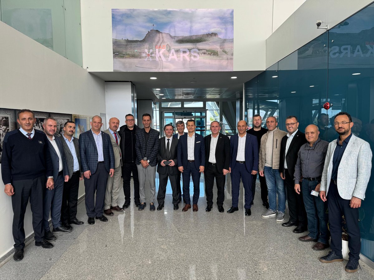 ♦ Bismillah Diyerek Yeniden Yola Çıktık
📍 Kars
🤝 Erzurum Şube Delege Buluşması

Bugüne kadar omuz omuza yürüdüğümüz, emekçinin alın terini onurla temsil ettiğimiz teşkilatımızla, Ulaştırma Memur-Sen’in emek mücadelesini daha da yükseklere taşımak için bir kez daha yola