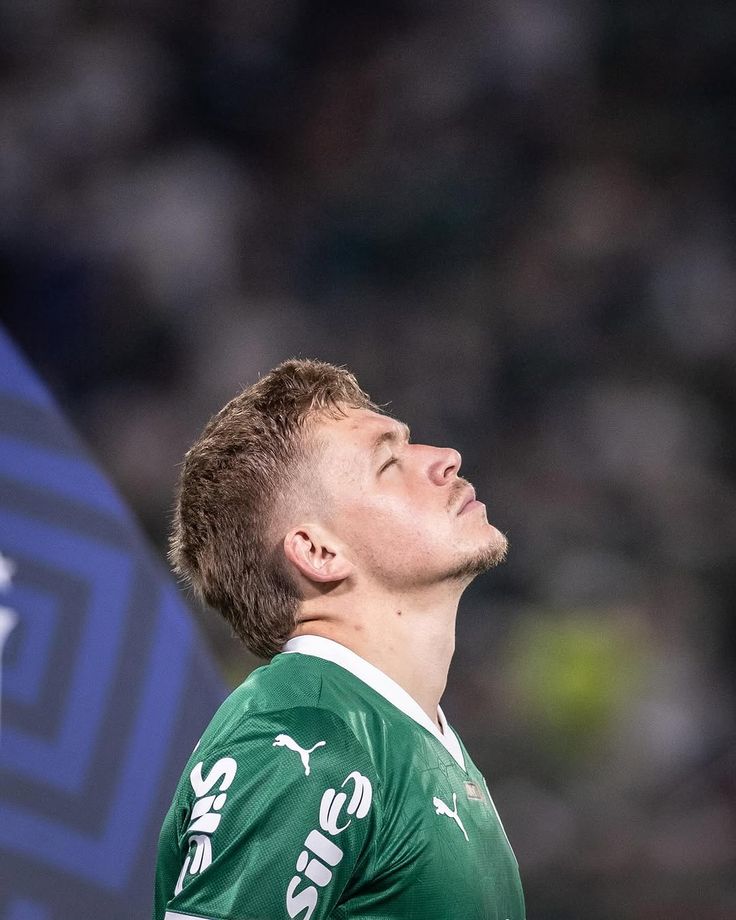 Verdao_infos's tweet image. 🚨 ATENÇÃO! 

O Palmeiras alinhou as últimas pendências de compra do Zagueiro Bruno Fuchs.

O Verdão e jogador trabalham nos últimos pontos para selar a permanência nas próximas temporadas.

A expectativa é que o jogador assine um contrato até o fim de 2029.

A opção de compra…