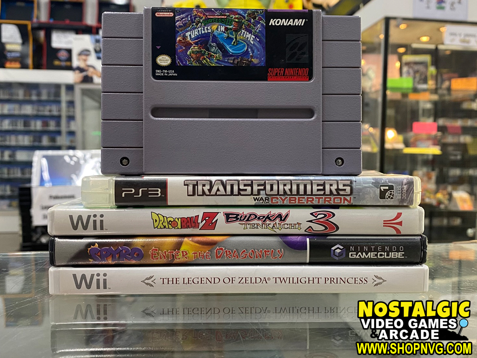 nostalgic_vg's tweet image. Video Games that are hitting the shelves today #turtlesintime #transformers #dragonballzbudokaitenkaichi3 #spyro #legenofzeldatwilightprincess #retrovideogames available in-store while supplies last
nostalgicvideogames.com
(859) 282-0096
🕹️🎮👾
#nostalgic #gaming #arcade