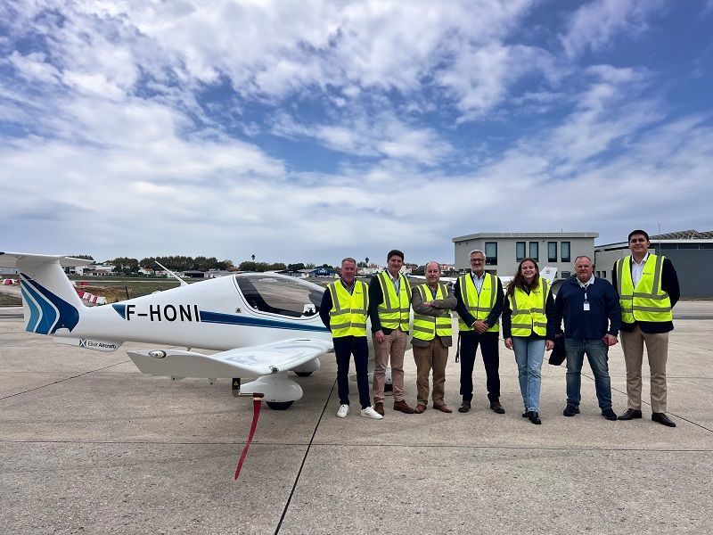 At the opening of the 23rd European Aviation Training Summit (EATS) in Cascais, Portugal, from 5-6 November 2025, Elixir Aircraft announced the delivery of its first aircraft to Omni Aviation Training Center (OATC).
buff.ly/Q1B7sRL 

#EATS2025 #AviationTraining