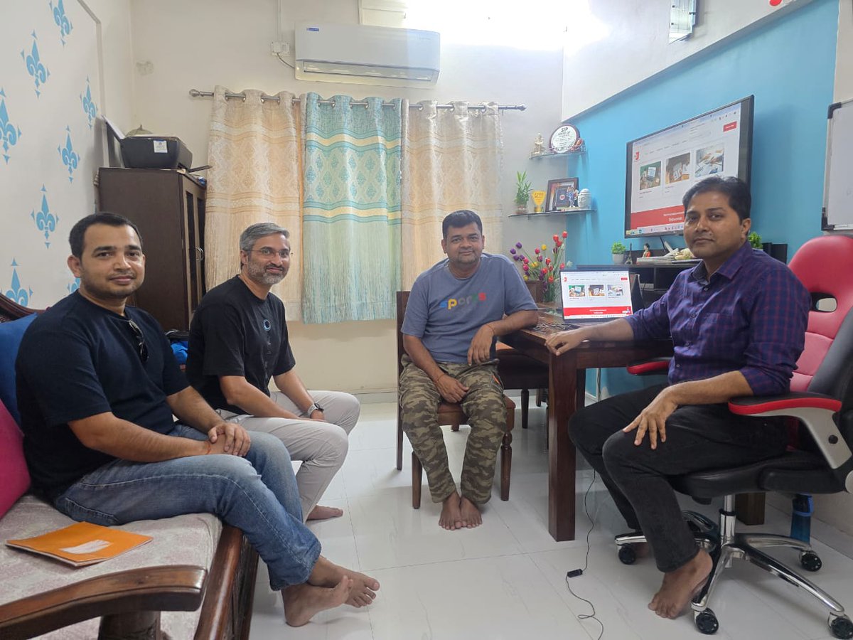 jagdishjhapage's tweet image. Photographs of #JSMC Classes finished recently 👆. Google Reviews: g.co/kgs/BWp8kz 😊🙏
Any Support/Classes: 
Mob/WhatsApp: 9730702102
Web: jagdishjha.com