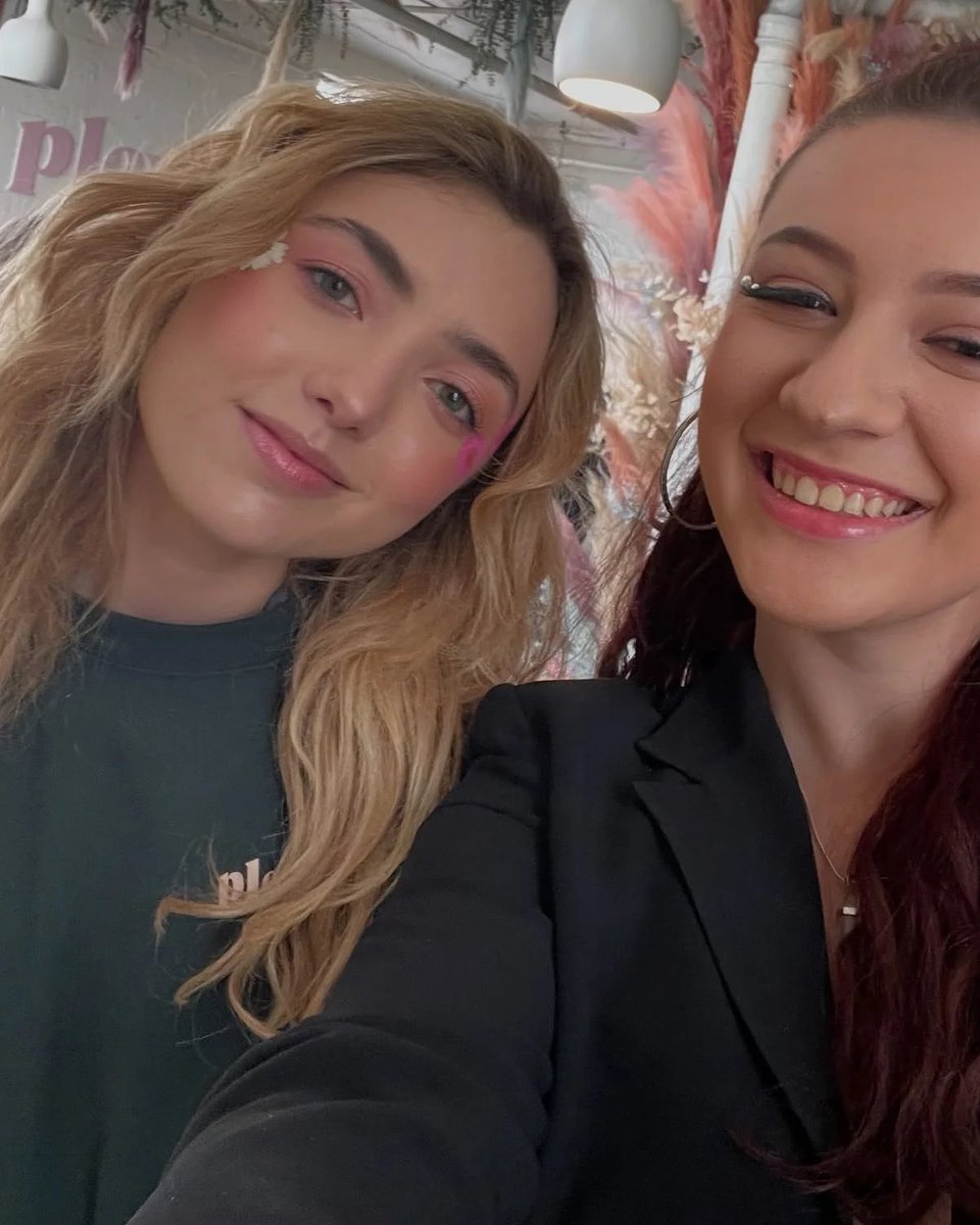 Pascalpeter111's tweet image. #trustall   #PeytonList #Angels #allislove  😘)