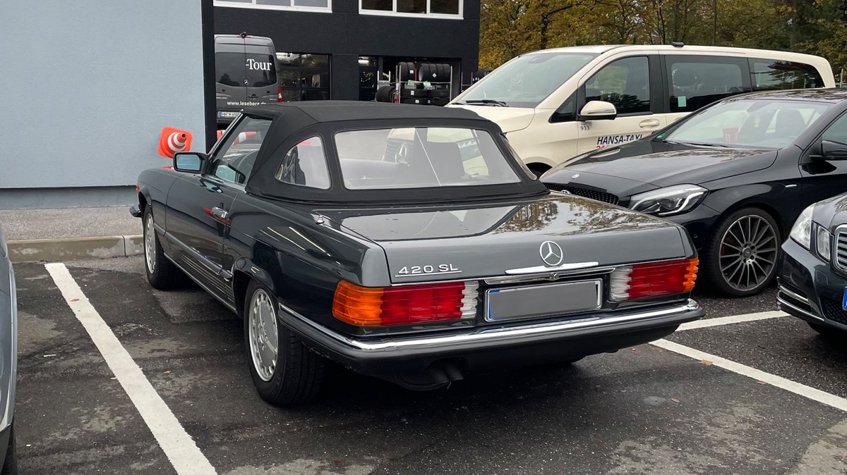 پوریا اس.وی tweet media