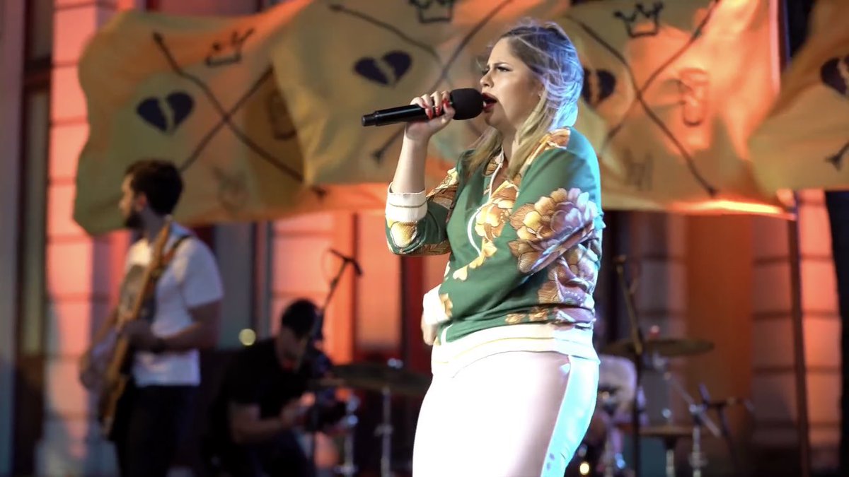 🚨RAINHA: Quando a Marília Mendonça decidiu fazer shows gratuitos pelas capitais do país, pois sabia que nem todos tinham condições para um show pago, e entregou um dos maiores projetos de todos os tempos