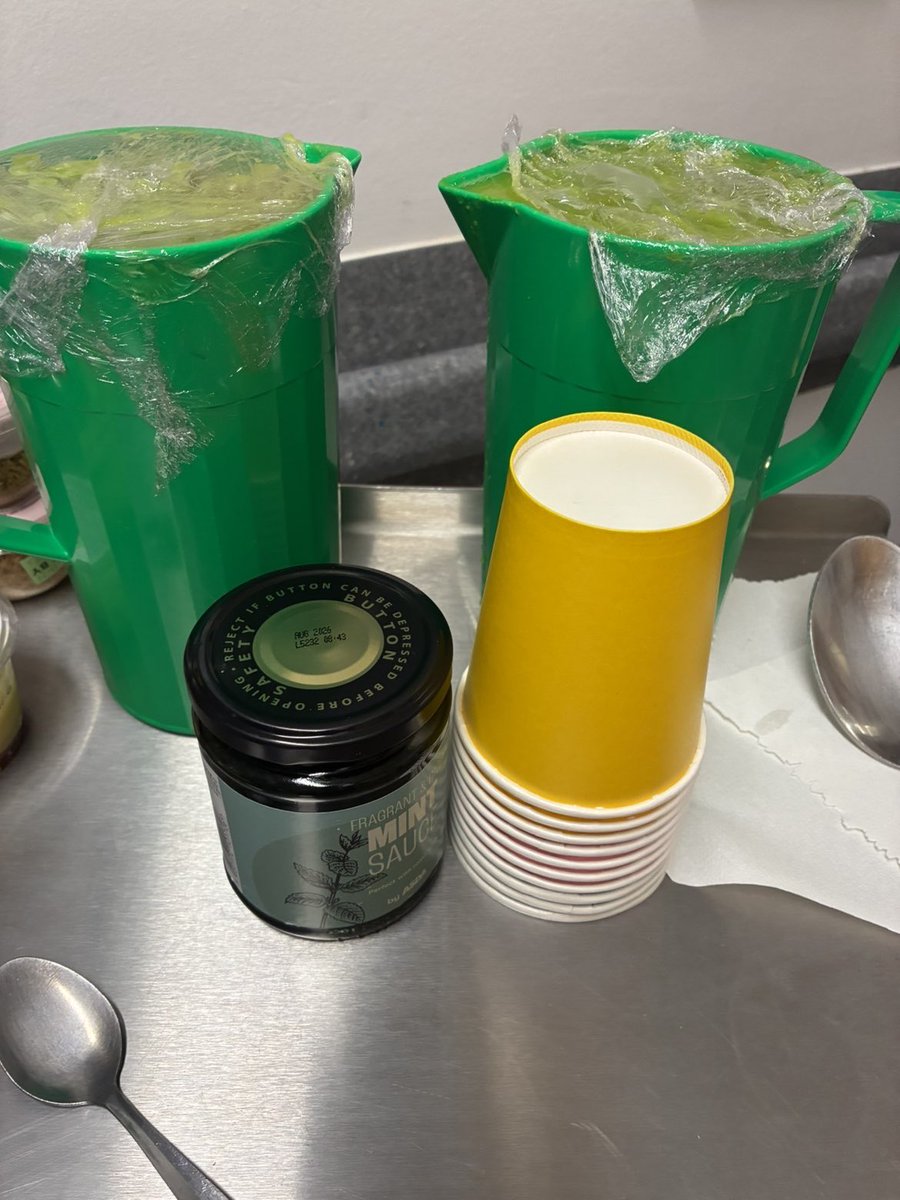 Sascha Deli tweet media