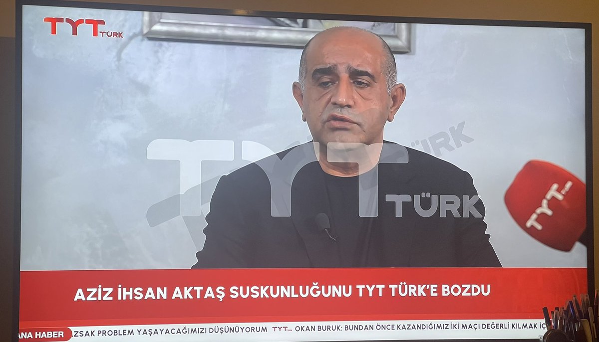 CHP’YE KİM OPERASYON ÇEKİYOR?

CHP Genel Başkanı Özgür Özel’i kim yanıltıyor?

Özel’in “Kaçtı” dediği suç örgütü lideri Aziz İhsan Aktaş, TYT’de Nuray Başaran’ın konuğu oldu ve “Kaçmadım. Niye kaçayım? Burhanettin Bulut’ta ve Özgür Karabat’ta benim telefonum var. Onlara ‘canlı