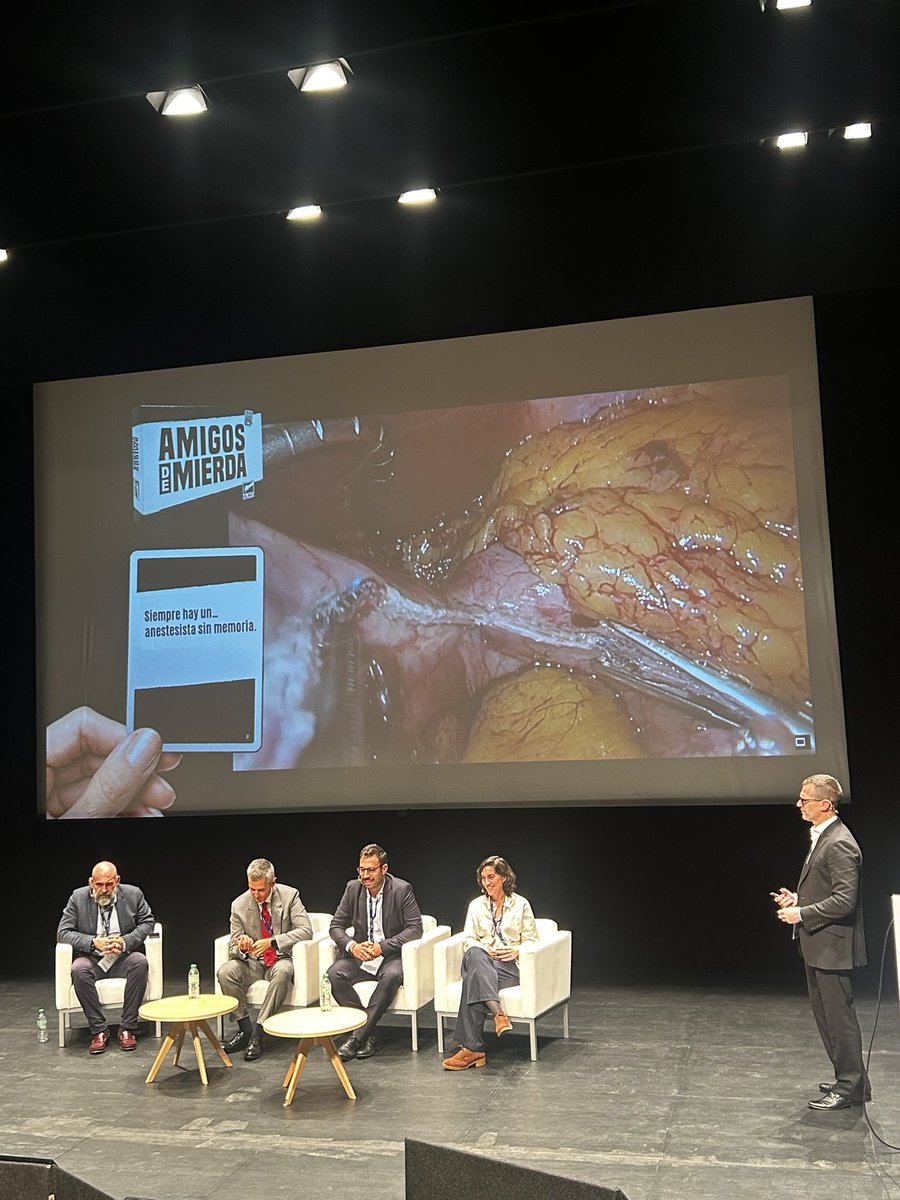 Una de mis mesas favoritas de la #RNC2025: “cirugía bariátrica… con lo bien que íbamos”. Porque las peores pesadillas quirúrgicas deben compartirse y analizarse para evitarse.

Magnífica moderación de <a href="/JordiTarasco/">Jordi Tarascó, MD PhD</a> con aportaciones brillantes de <a href="/dr_acaballerob/">ACaballero</a>, <a href="/CarlosFerrigni/">𝐃𝐫 𝐂𝐚𝐫𝐥𝐨𝐬 𝐉 𝐅𝐞𝐫𝐫𝐢𝐠𝐧𝐢 𝐆</a>,