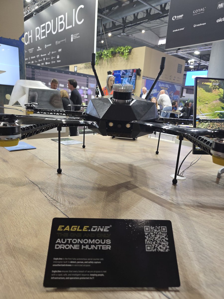 LiborSecka's tweet image. More than 40 Czech companies are presenting their ideas, technologies and products at @SmartCityexpo in @Fira_Barcelona. In wide range of solutions you can find everything from bee counters up to drone hunters. @CzechTrade @mpo_tweetuje @min_dopravy 
@CzechEmbMadrid 
@PragueEU