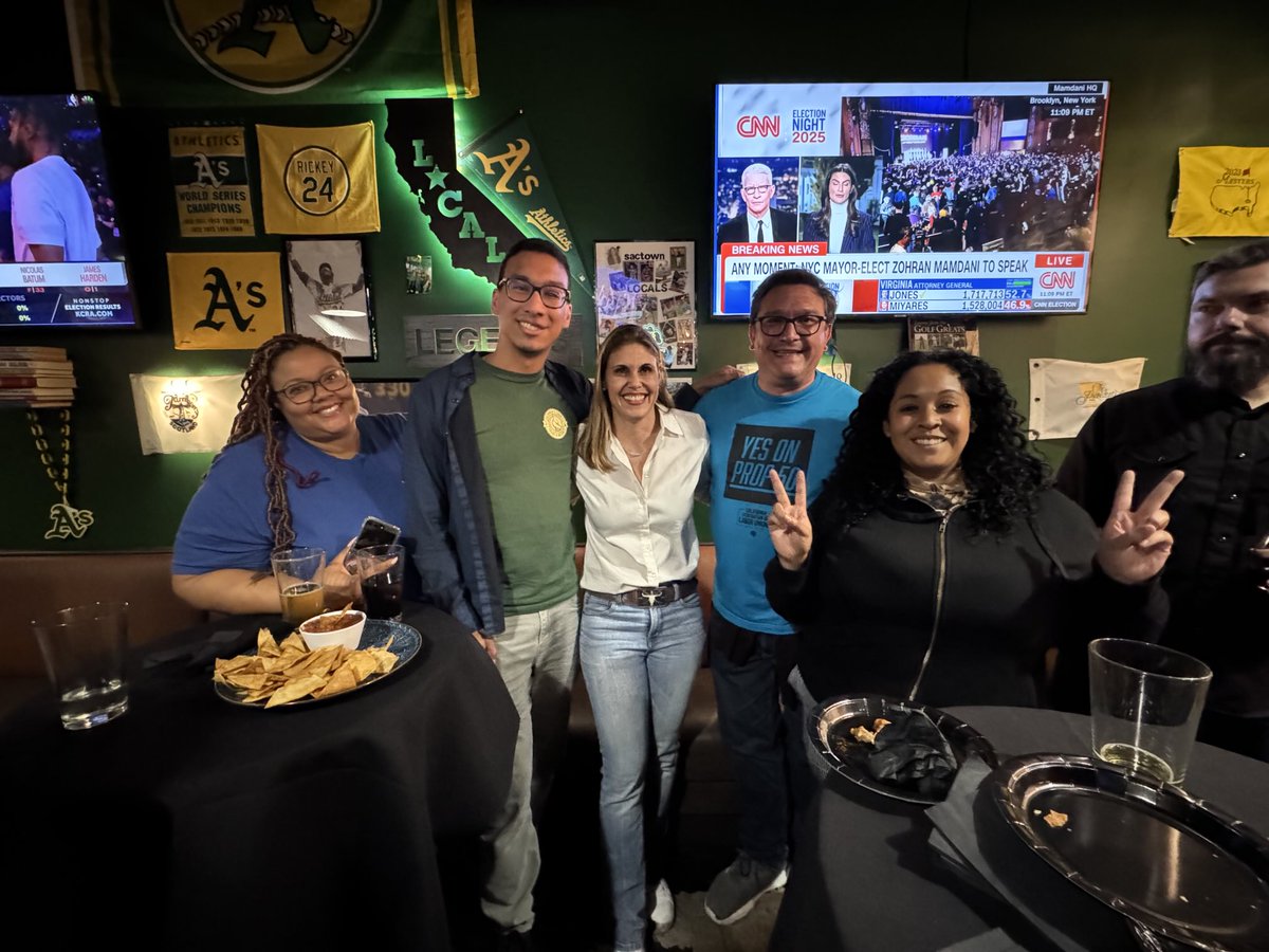 #Prop50 passes! Thanks to our volunteers who kept showing up &amp; talking to voters, to ⁦<a href="/sacyoungdems/">Sacramento County Young Democrats</a>⁩ and ⁦<a href="/saclabor/">Sacramento Central Labor Council, AFL-CIO</a>⁩ for being amazing partners, &amp; to Mojos for hosting a rager for us last night in #Sacramento. We have much work ahead but this energy is a great start!