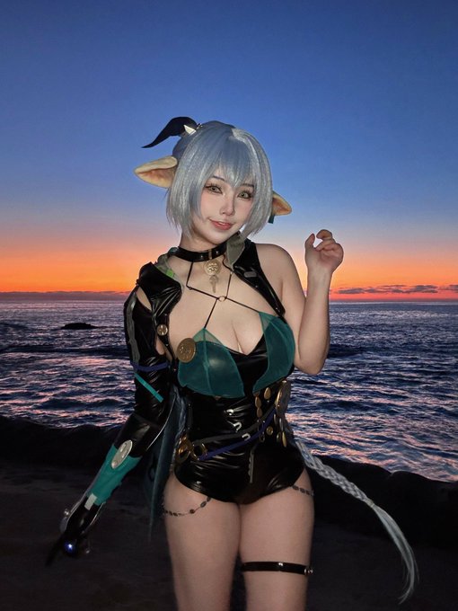 Twitterのコスプレ画像11