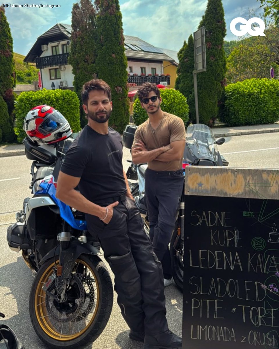 gqindia's tweet image. When the #cameras stop rolling, stars swap the chaos for calm, on the court, in the #pool, with a #guitar, behind the stove, or while painting and shaping pottery 🌿✨

Hit the 🔗 below for smarter ways to cut through anxiety and beat brain rot: 
gqindia.visitlink.me/T9uy6o