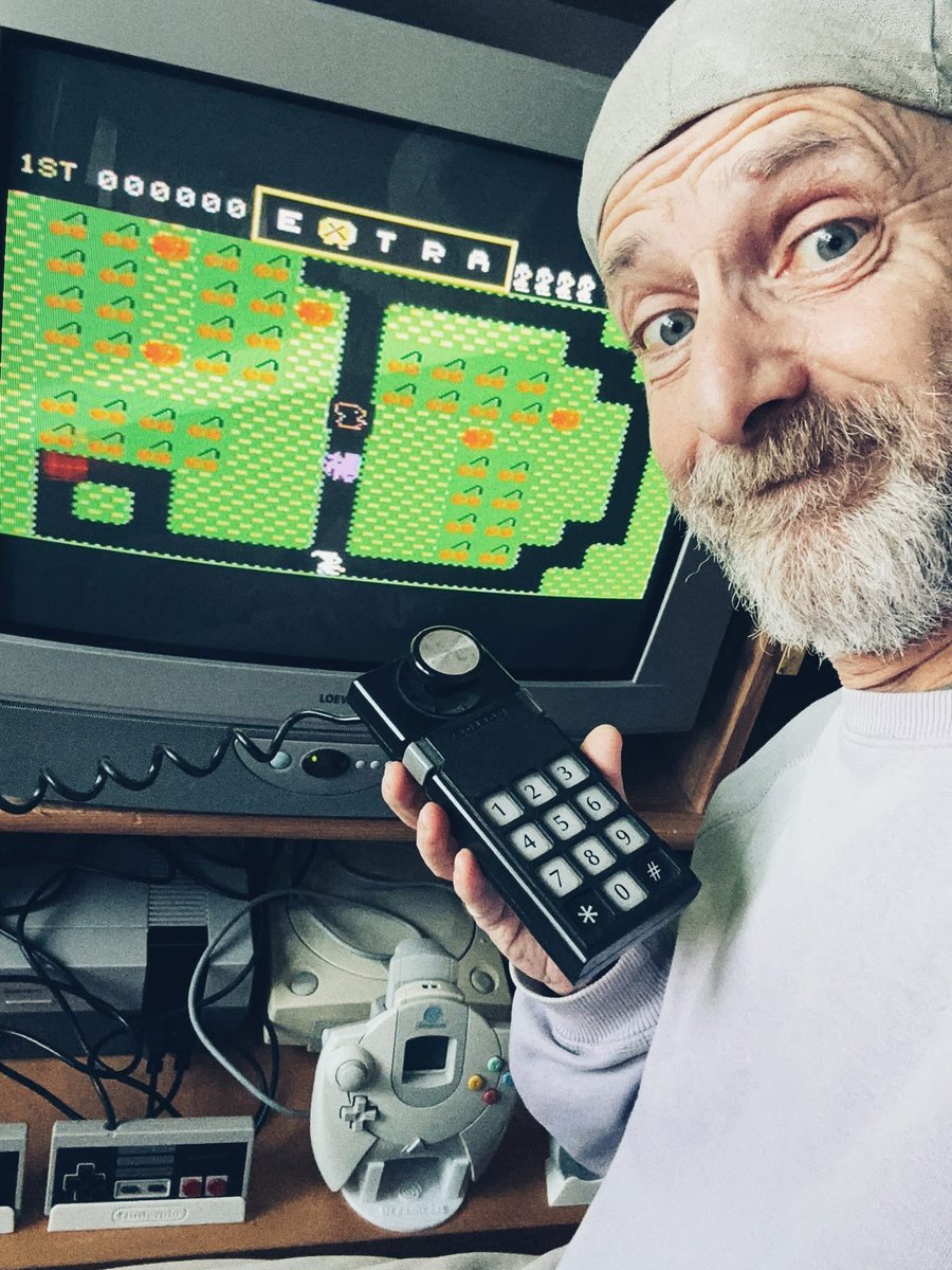 turk182es's tweet image. Le Fruity Frank de la Colecovision 😍
Bonne soirée les amis !!
#Retroblog #Retro #Retrogaming #Oldies #Console #Vintage #Coleco #Colecovideio #CBS