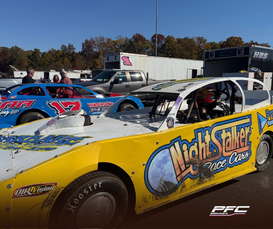 PFCbrakes's tweet photo. The #CharlotteMotorSpeedway Dirt Track never disappoints!!
Great #racing and even better conversations at the #DIRTcar World Short Track Championship. 🤝💨 https://t.co/GNFZ36OZA5