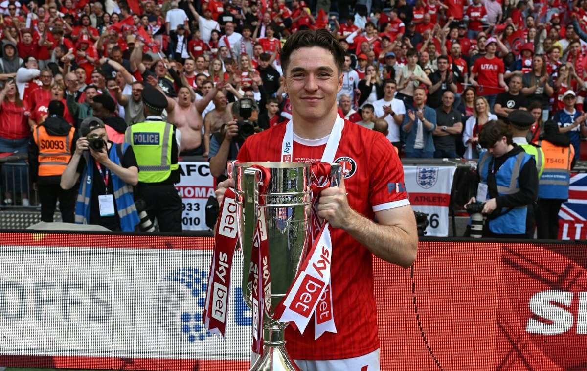 KDSouthLDN's tweet image. The glue that holds it all together. #cafc