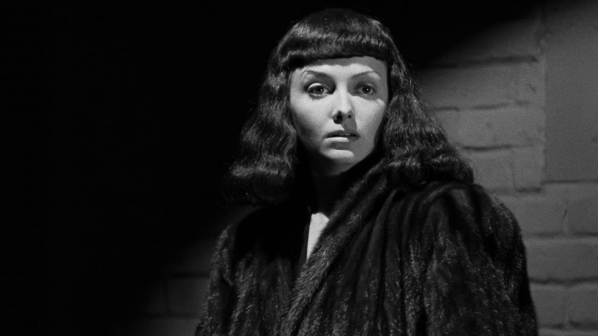 adam_piron's tweet image. been a few days since doing a fw of THE SEVENTH VICTIM, but… man, what a picture!