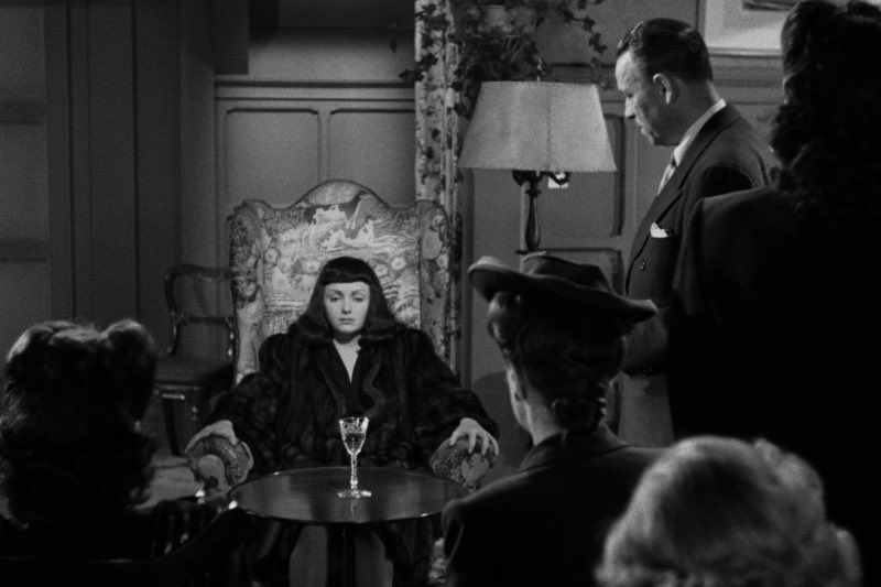 adam_piron's tweet image. been a few days since doing a fw of THE SEVENTH VICTIM, but… man, what a picture!