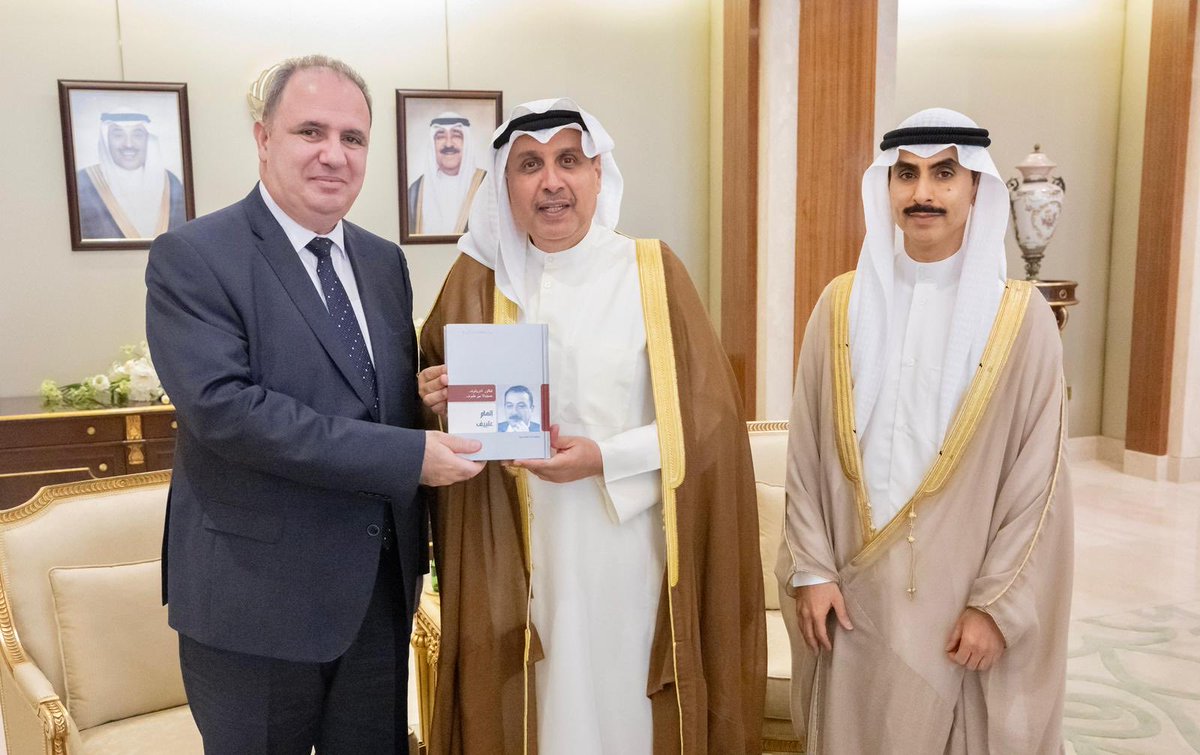 AzEmbKuwait's tweet image. Azərbaycan Respublikasının səfiri Emil Kərimov və Əmiri Divanı işləri üzrə nazir şeyx Həməd Cabir Əl-Əli Əs-Sabah arasında keçirilən görüşdə ikitərəfli münasibətlər və əməkdaşlıqla bağlı müxtəlif məsələlər müzakirə olundu.
🇦🇿🇰🇼