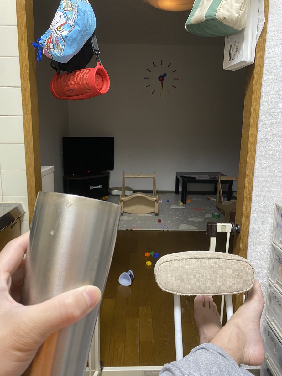 子供が寝なくてようやく子供寝たんだけど目が覚めちゃってこんな時間になって今はradikoでラジオ聴きながら呑み直してる
#odoriba954