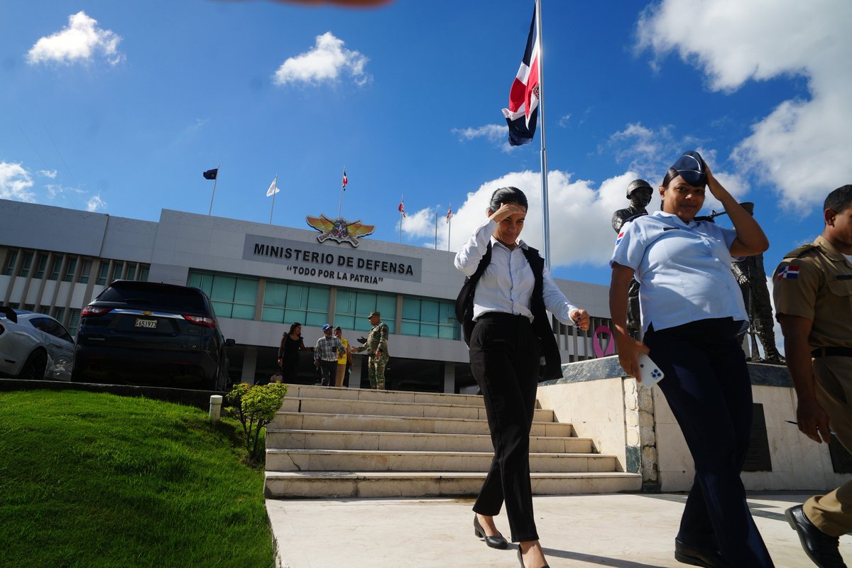 MinisterioDefensaRD tweet media