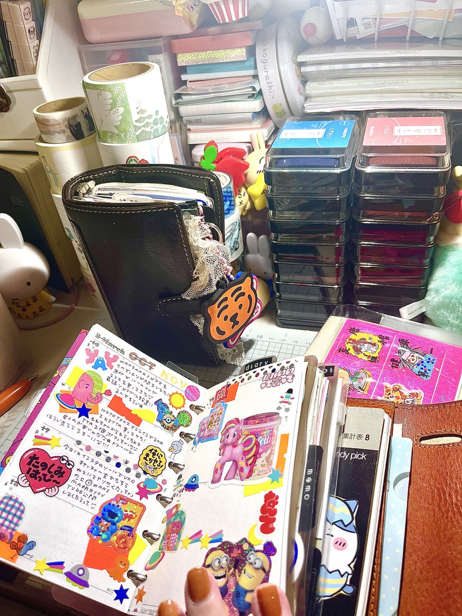 RINA_note's tweet image. 本当夜な夜な何やってんの？って感じなんですけどやっと手帳タイム終わりそう〜🥰❤️すたぽんしたりTODO書き出したり楽しかった！♡明日？今日？は東京駅付近で手帳会〜☺️🩷久々に会うから楽しみだな！♡早く寝なくちゃ💦💦（起きたのまさかの18:00だから全然眠くないんだけど？！←）