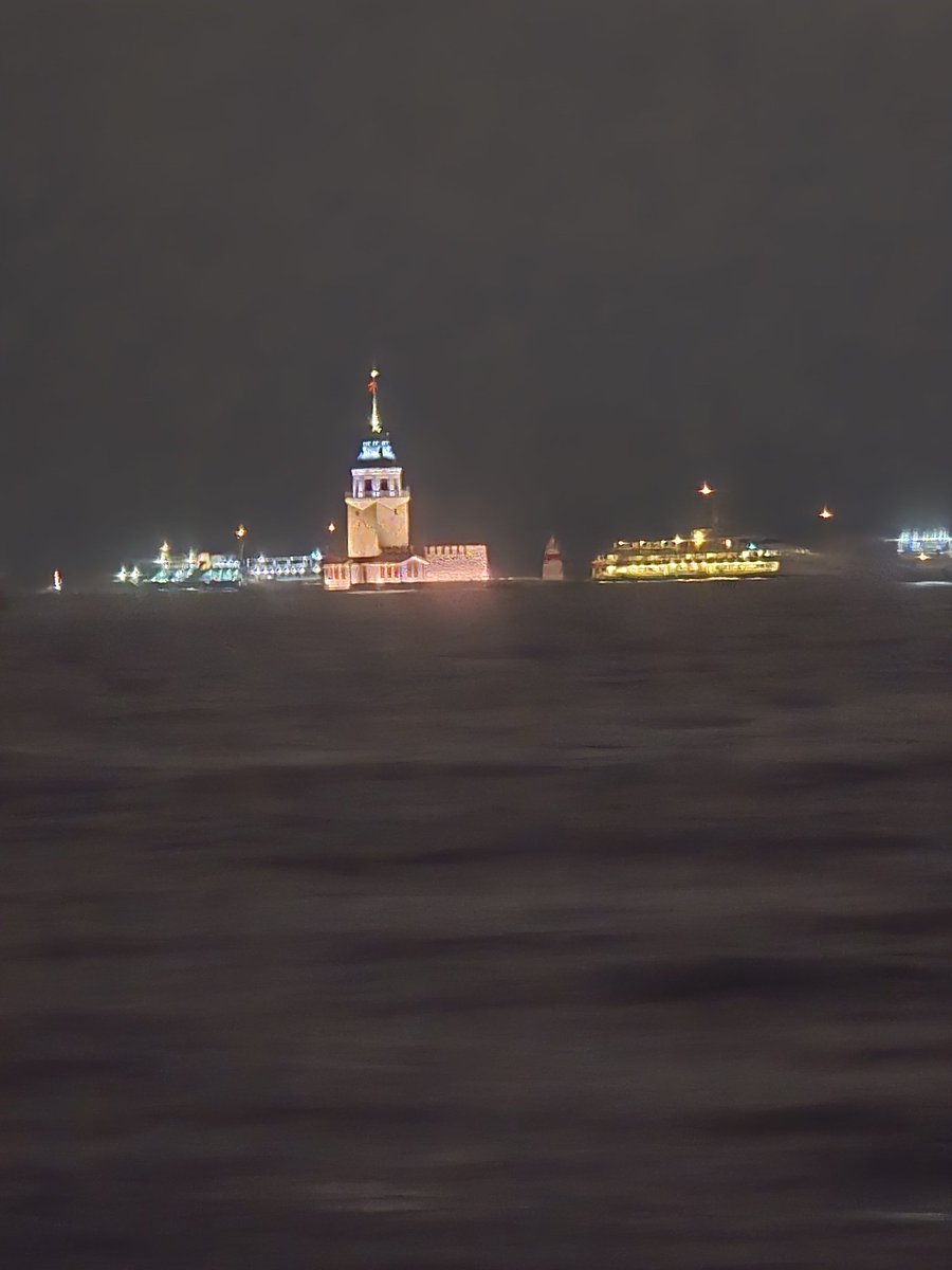 Biz İstanbul'u severiz, İstanbul bizi...