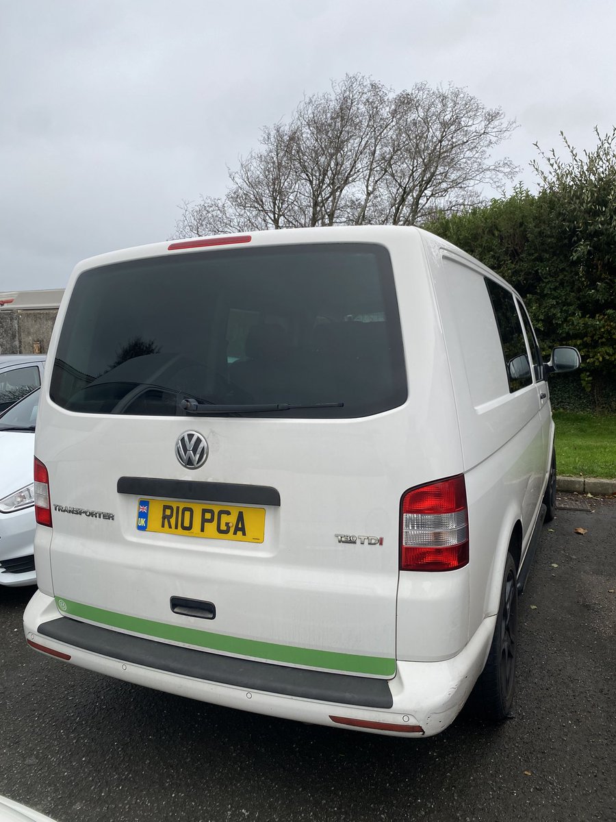Elitet5's tweet image. Few of the vans in so far this week for mechanical and servicing work #vw #volkswagen #caddy #transporter #T5 #T6 #service #cornwall