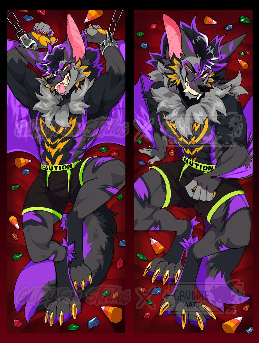 This character is so cool 😳💜✨

Dakimakura for <a href="/ravthewolfbat/">🎃🦇Räv🦇🎃</a> !