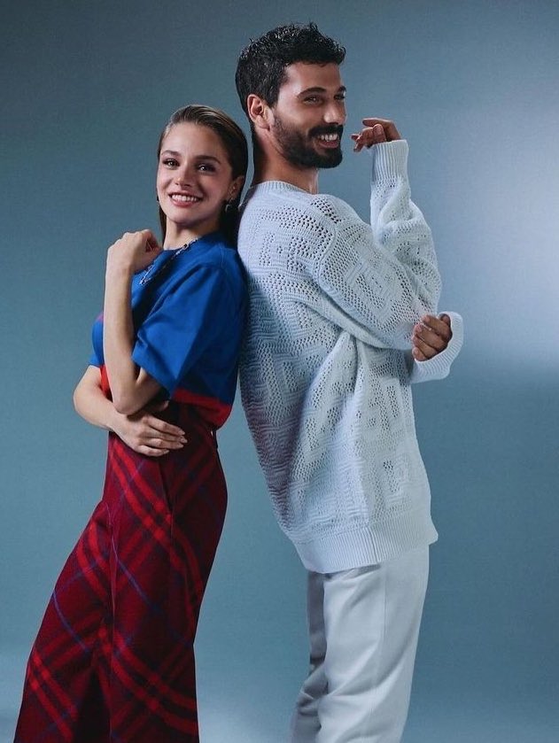 Asmasm11220's tweet image. #HalZey