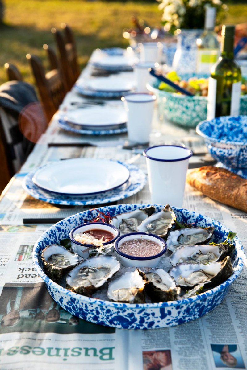 touchGOODS's tweet photo. If Pollock Was Into Homewares... https://t.co/qQtpO5gSQu https://t.co/1vzLeZ8WAN