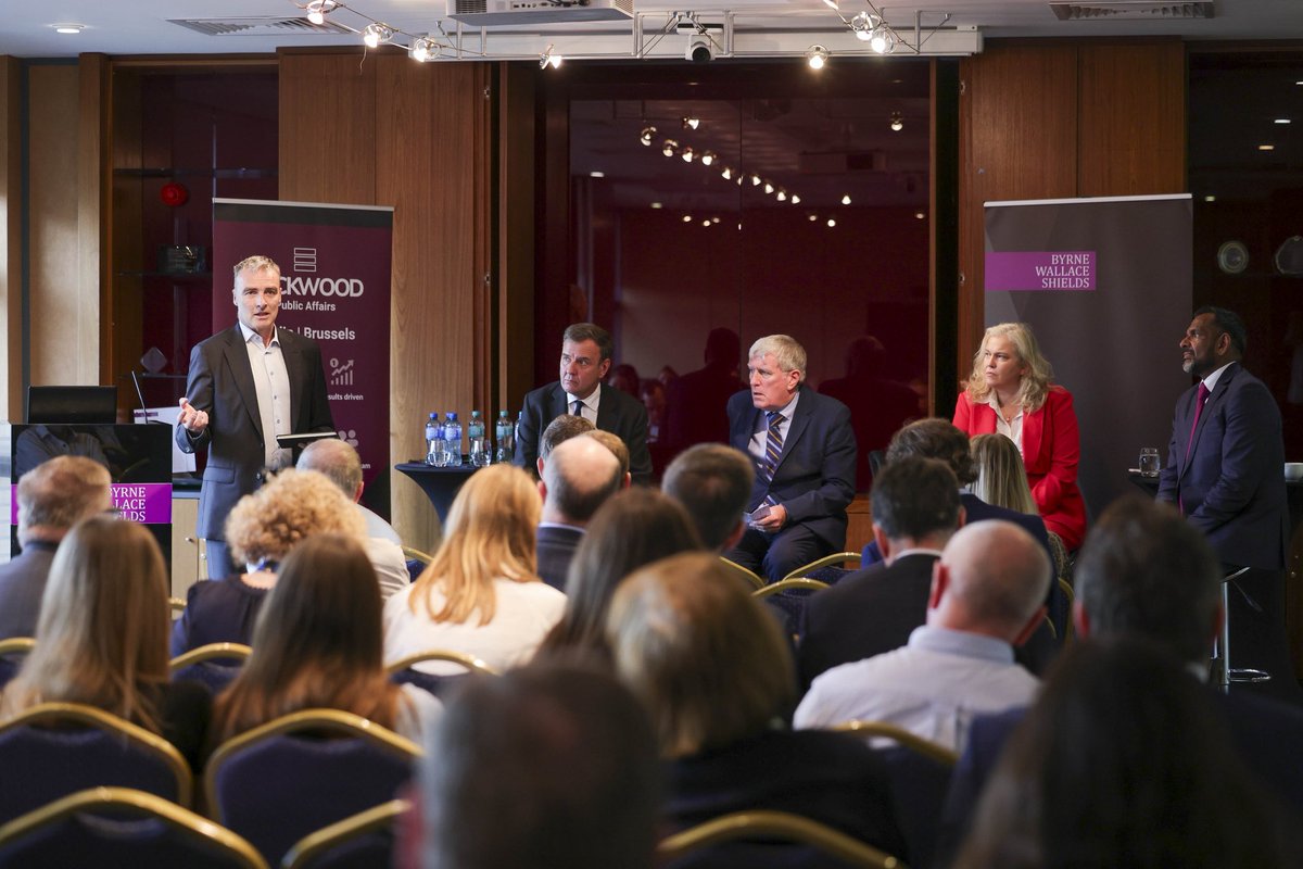 Daniel Mulhall tweet media