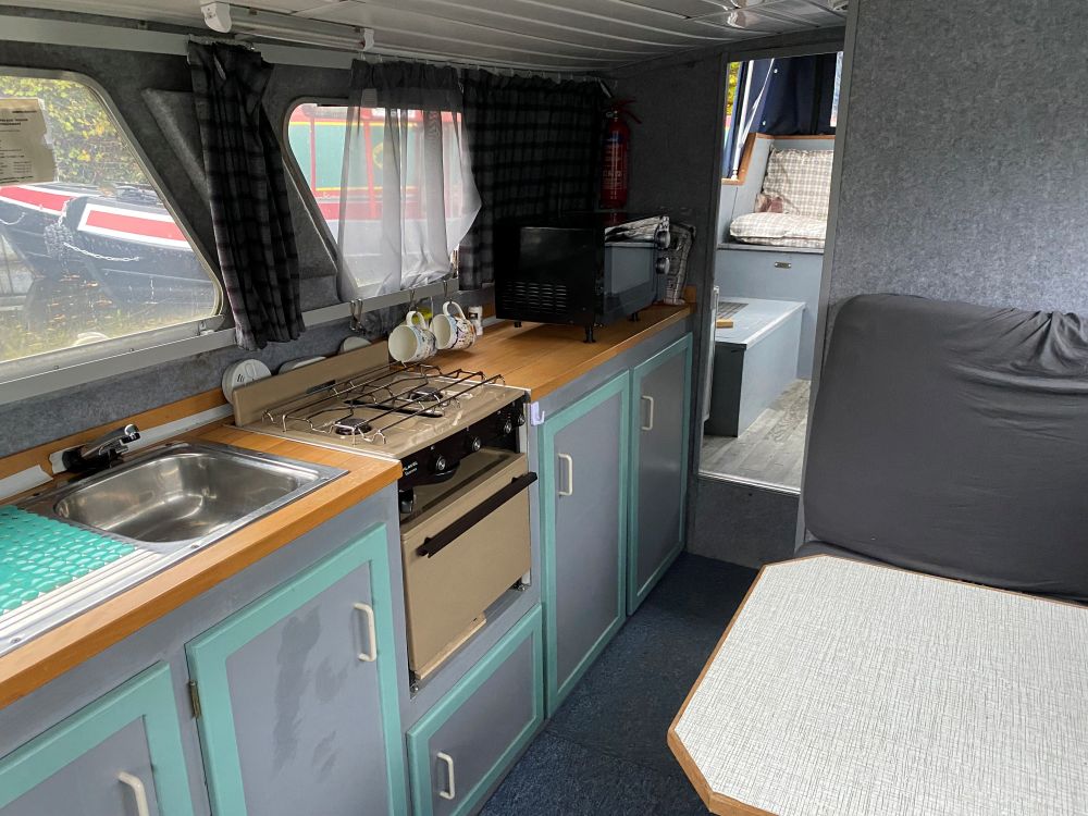 Ready For Her Next Adventure - Avallon!!!
abcboatsales.com/boat-sales/ava…
#Avallon #GoytreWharf #MonAndBrecCanal #DaysOut #HolidaysAfloat #LivesBetterByWater #MotorCruiser