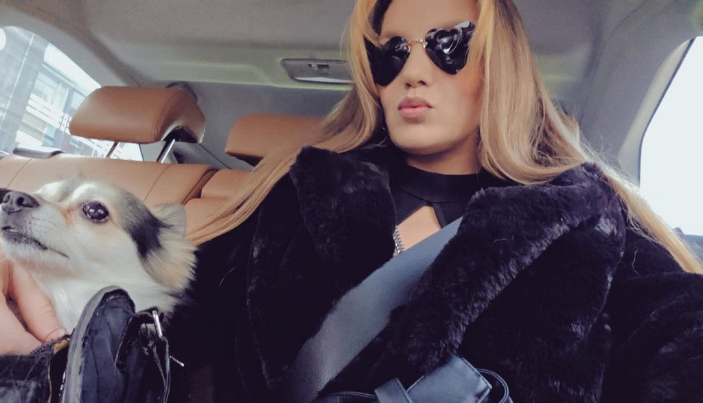 RachelSparksNL's tweet image. Natuurlijk zie Ik er weer geweldig uit en is Mijn kleine grote vriend mee ✨️