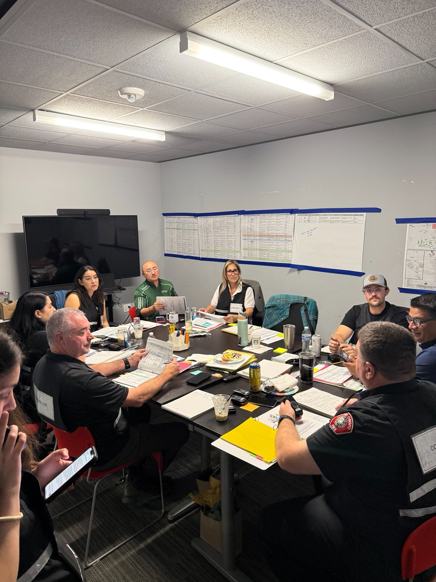 CalPolyDEM's tweet photo. All Hands on Deck! 🫡 🚨

Yesterday, we hosted our annual exercise at Mustang Business Park to train and test operational readiness. https://t.co/YkMya2lRGo